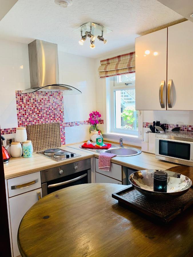 Twin Room with Kitchen
