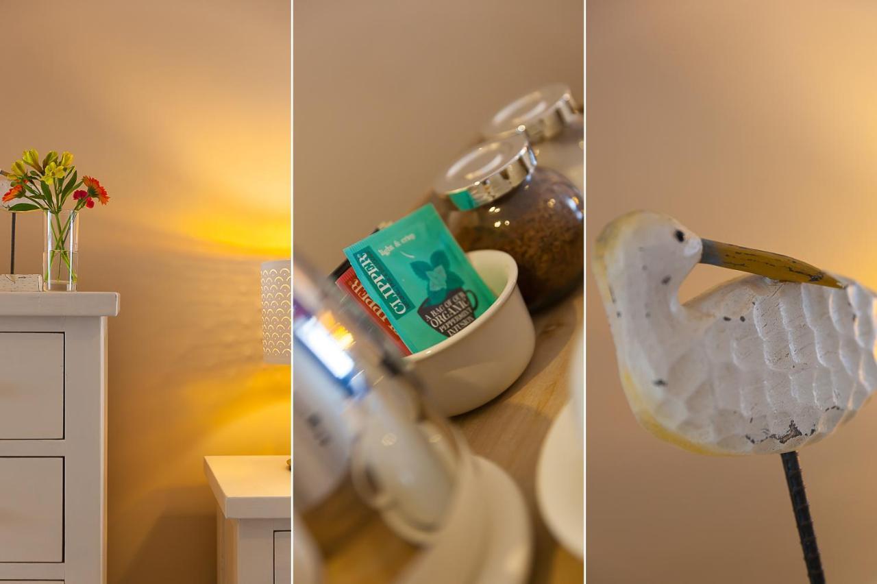 Double Room with Private External Bathroom,1167343813:JPEG