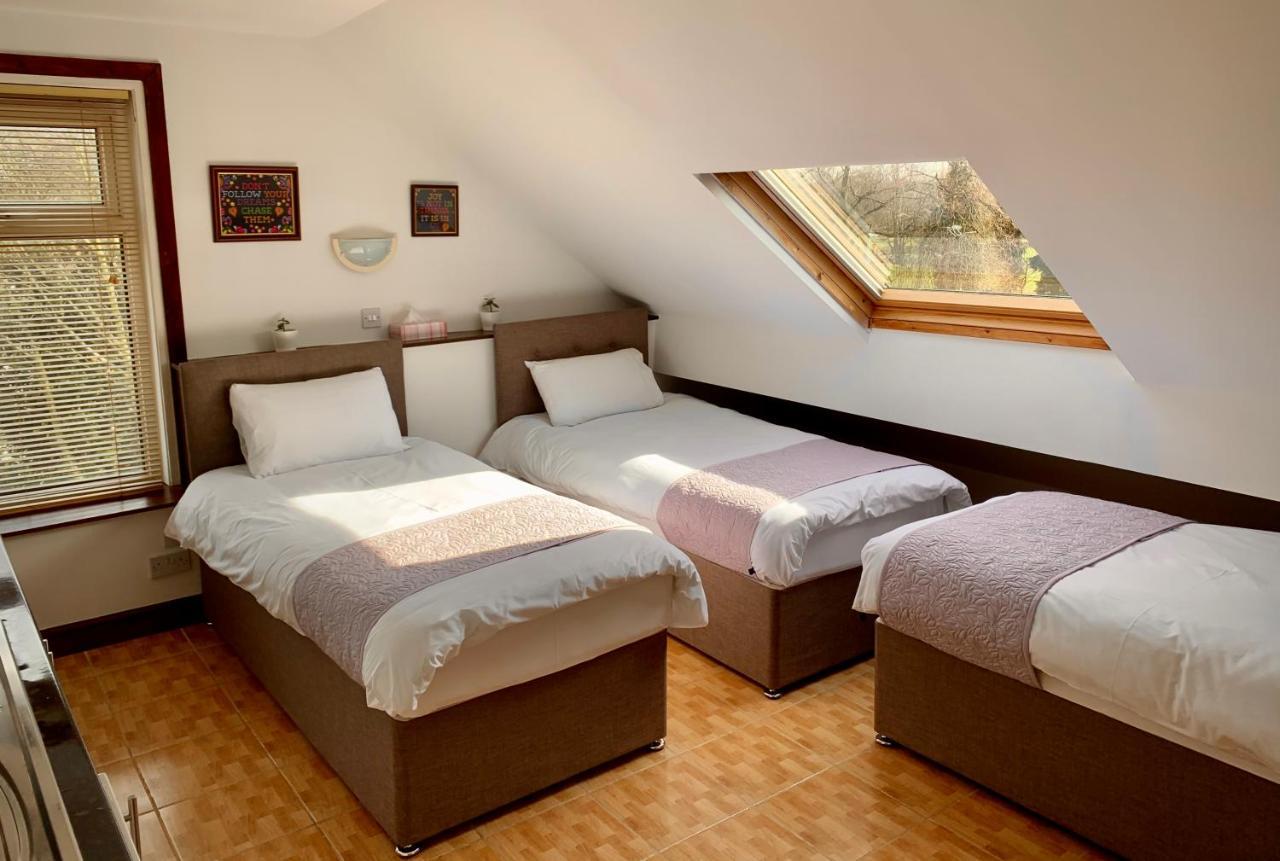 Attic Triple En-Suite Kitchenette Park View,1006475242:JPEG