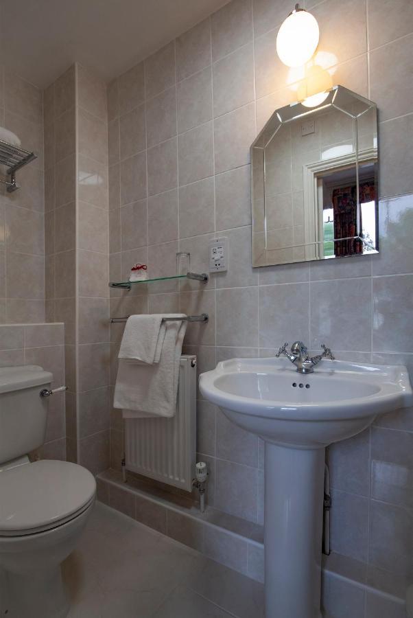 Small Single Room,1215450664:JPEG