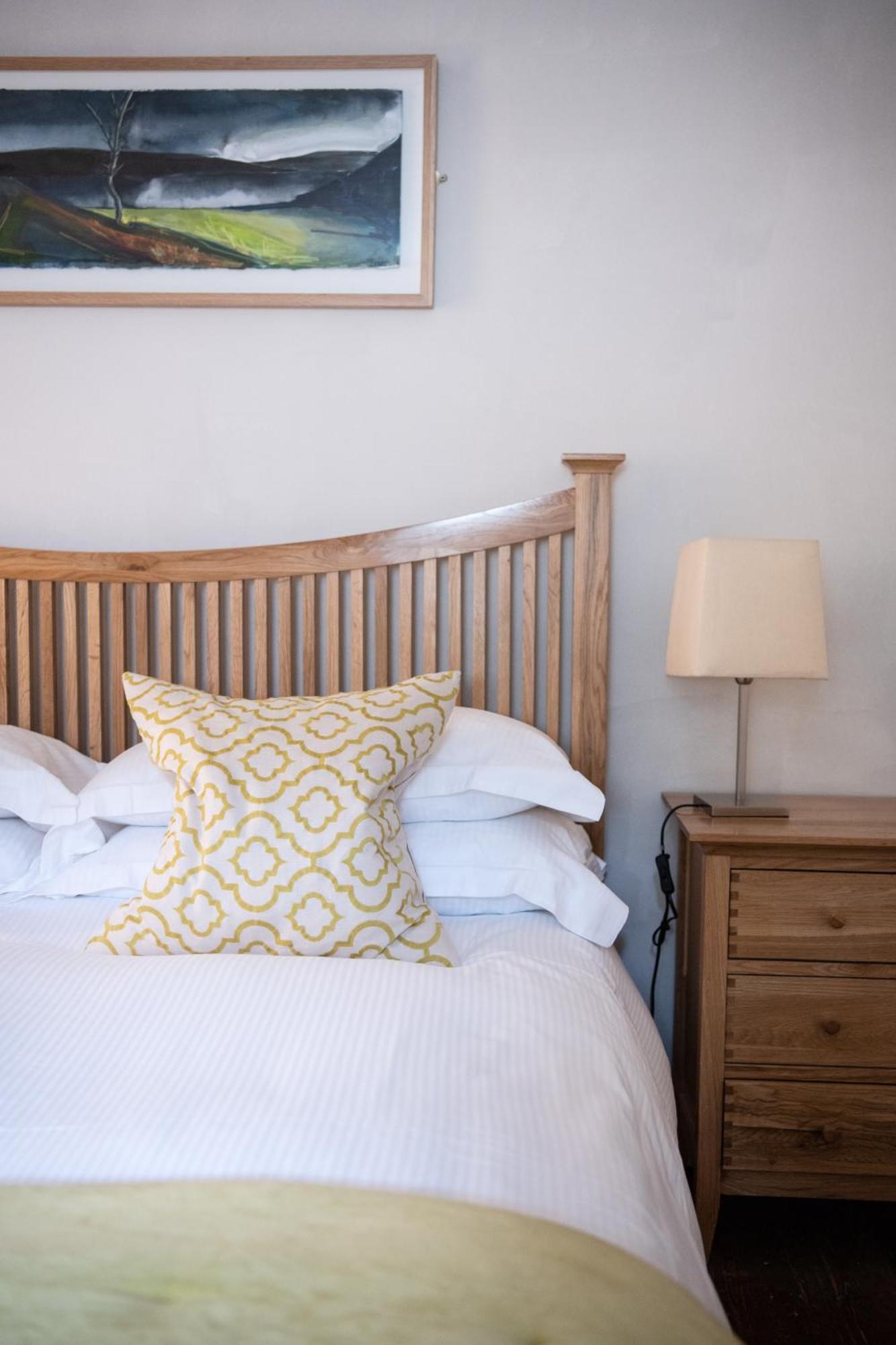 Deluxe Double Room,1627204038:JPEG