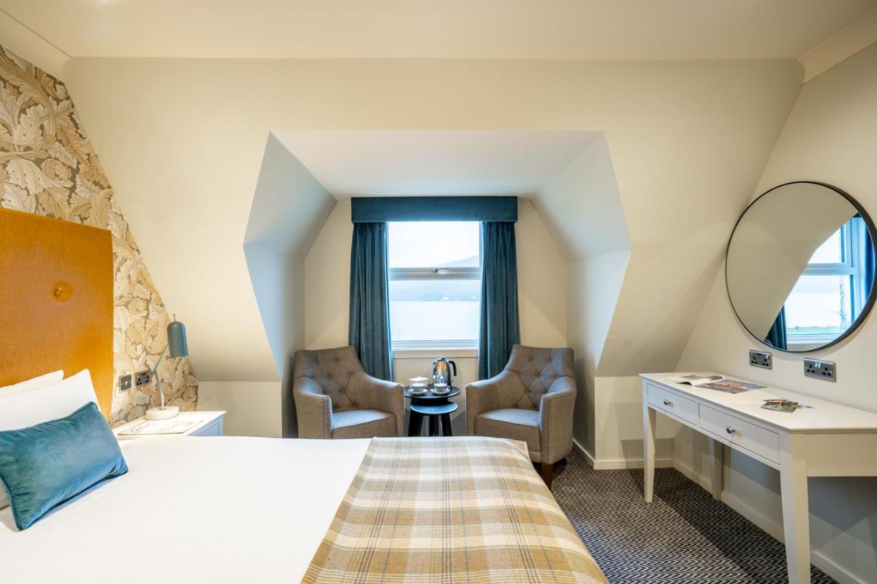 Feature Double Room