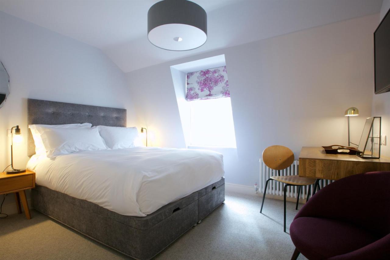 Small Double Room,1539883867:JPEG