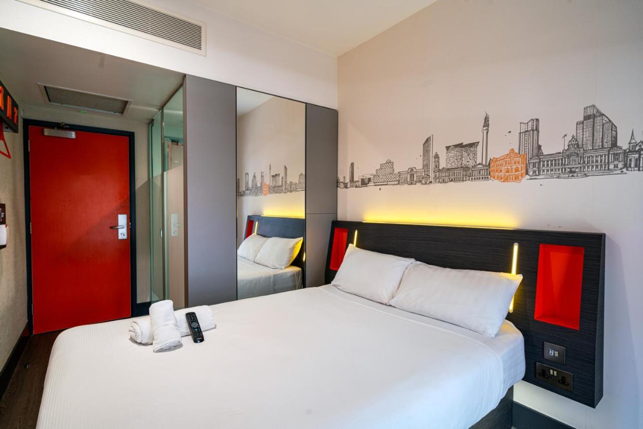 Double Room with Window,1765949331:JPEG