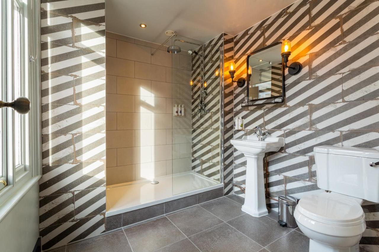 Double Room with Extra Bed,1244863870:JPEG