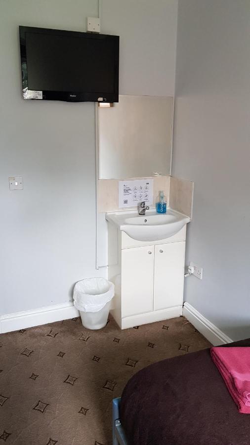 Twin Room with Shared Bathroom,1024917694:JPEG