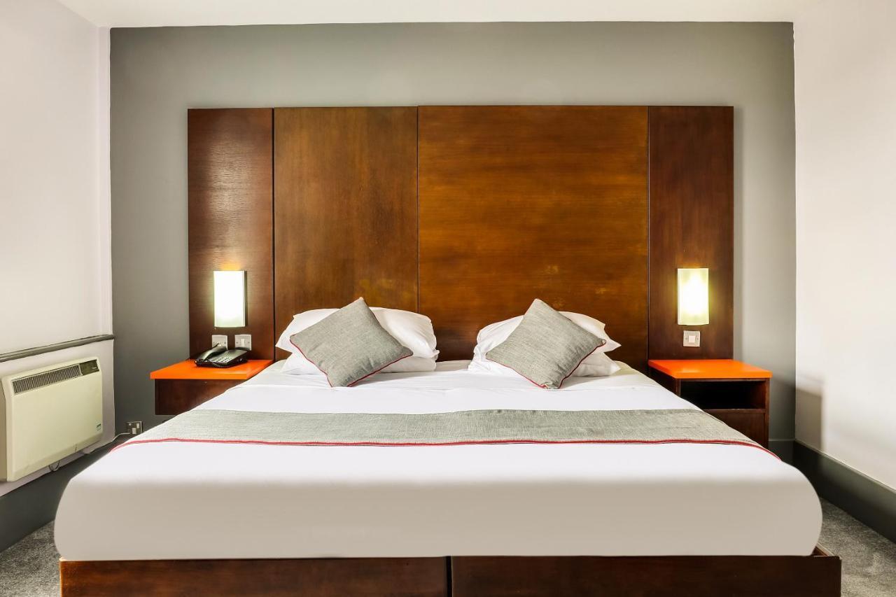 Standard King Room - Non-Smoking,1025280430:JPEG