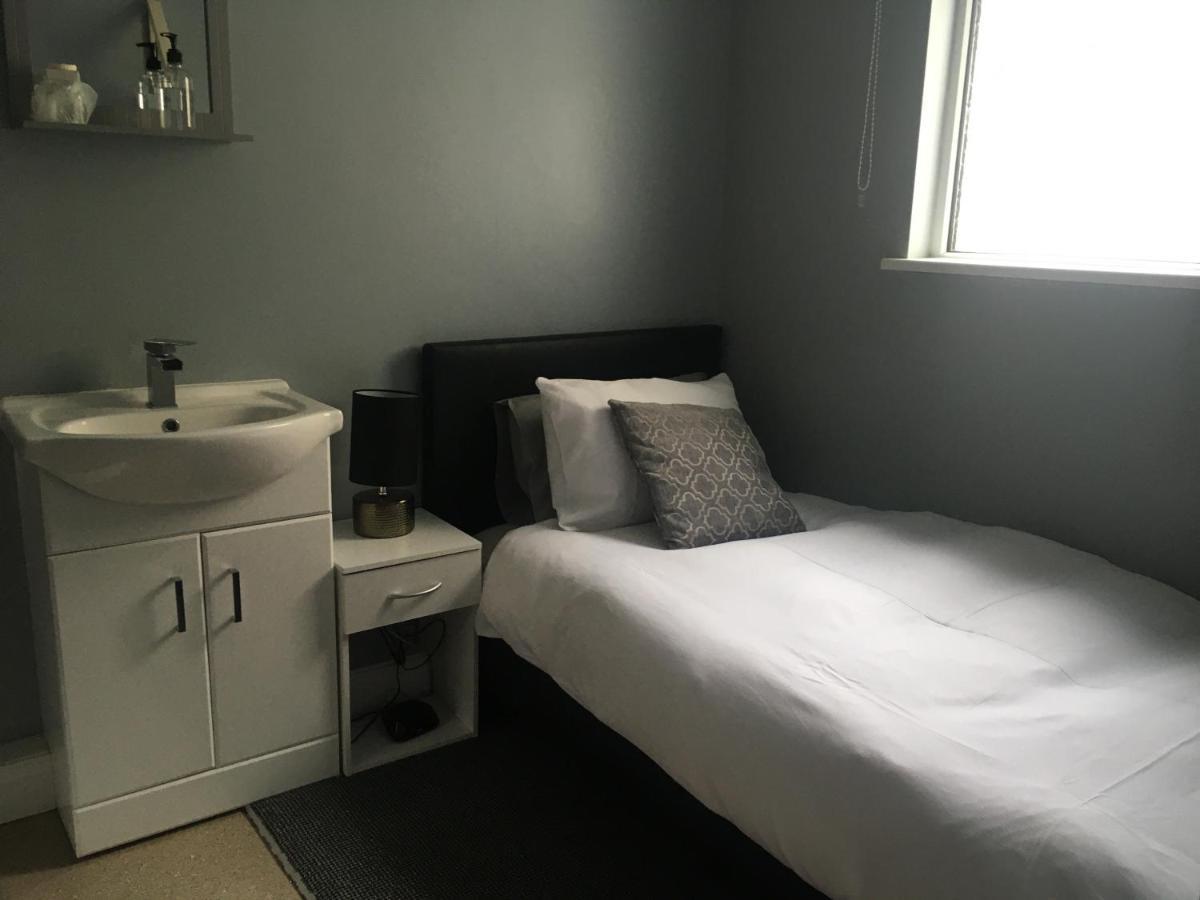 Single Room with Shower,1059636052:JPEG