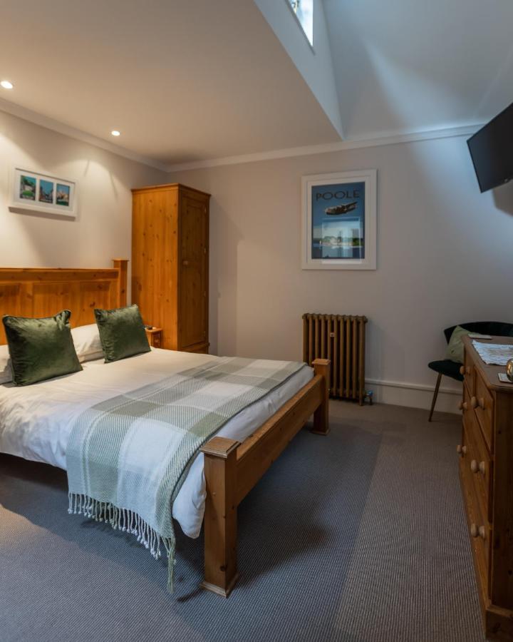 Budget Double Room,1053489625:JPEG
