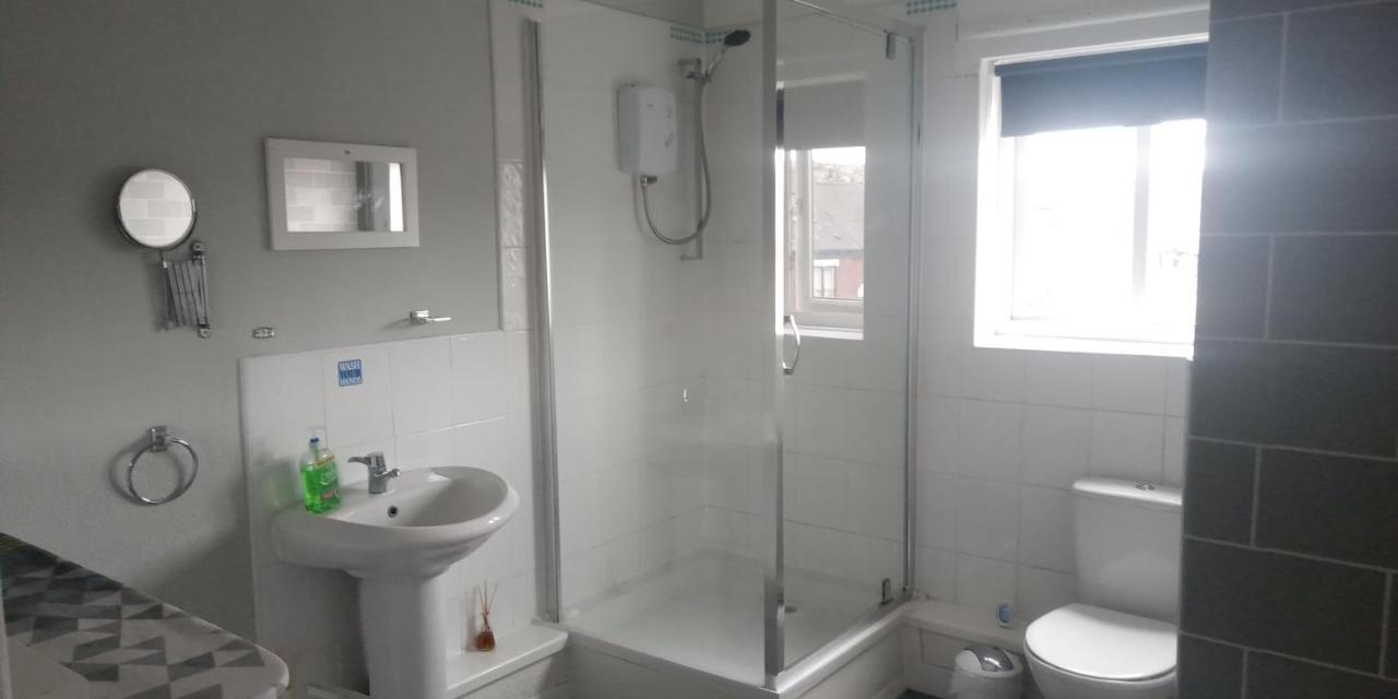 Double Room,1408464671:JPEG