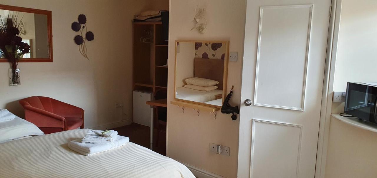 Double Room,1705556602:JPEG