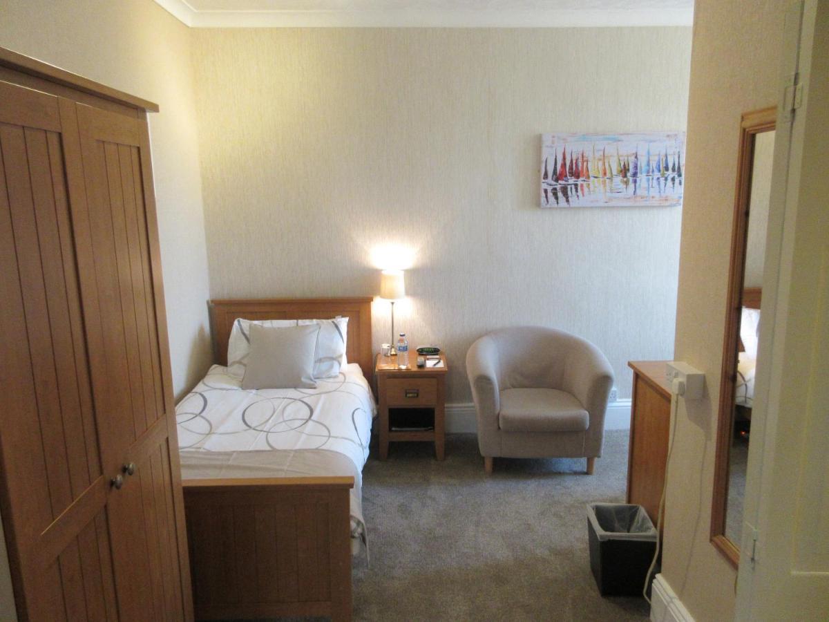 Twin Room,1089469718:JPEG