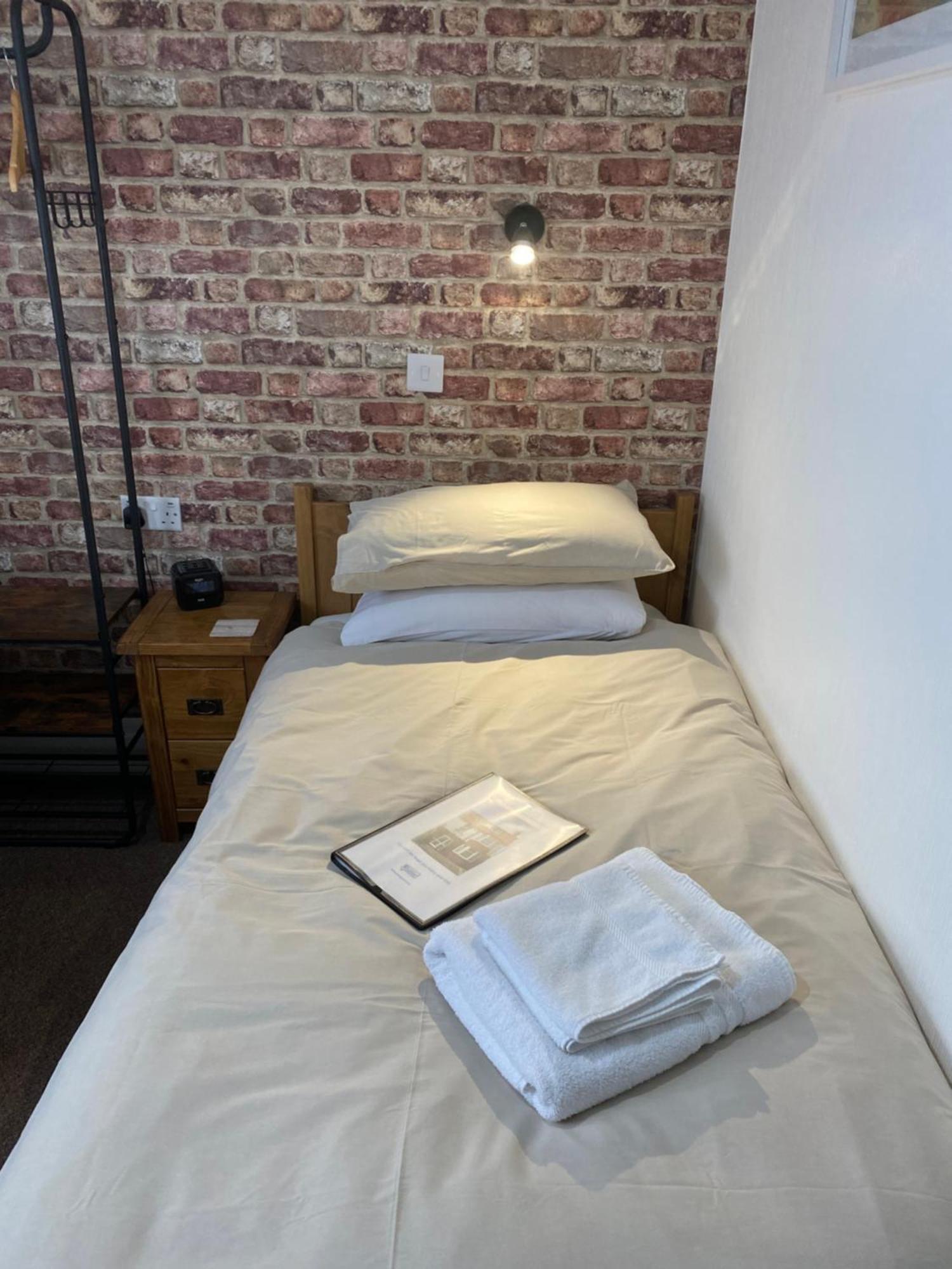 Budget Single Room