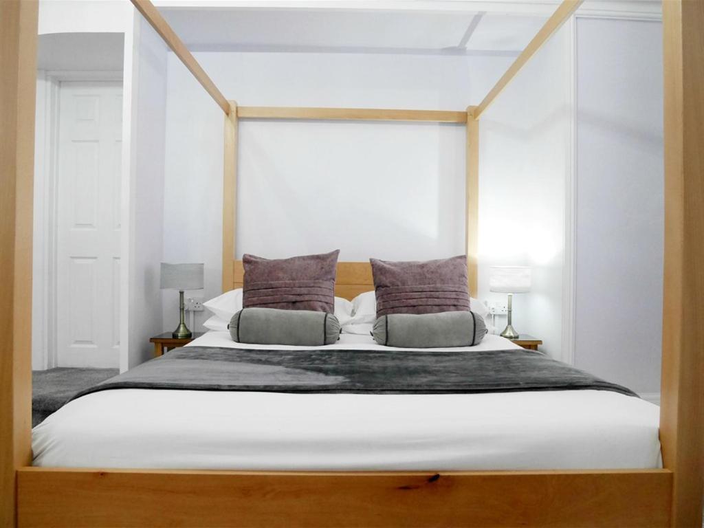 Double Room with Private Bathroom,1091275479:JPEG