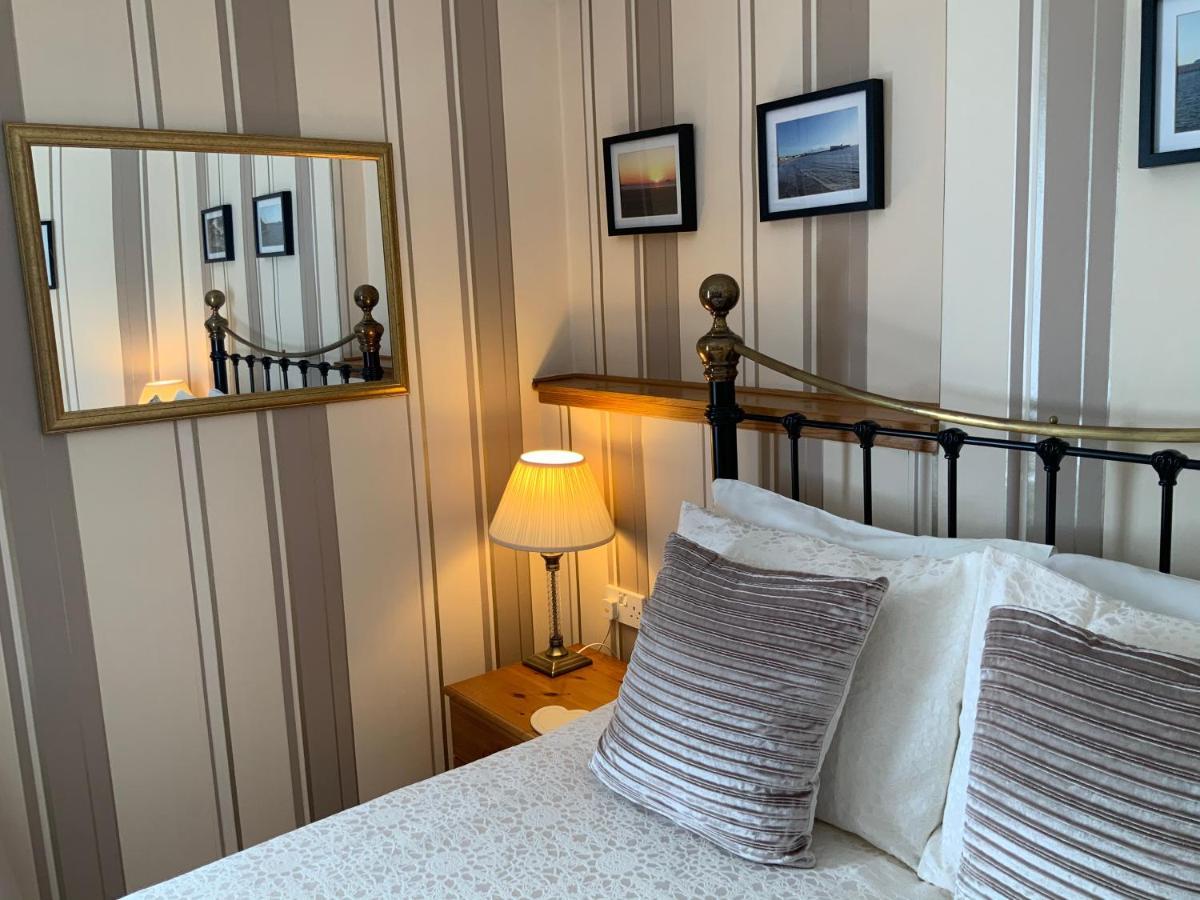 Double Room,1091681181:JPEG