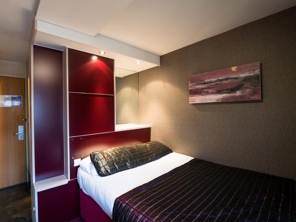 Compact Double Room,1437117700:JPEG