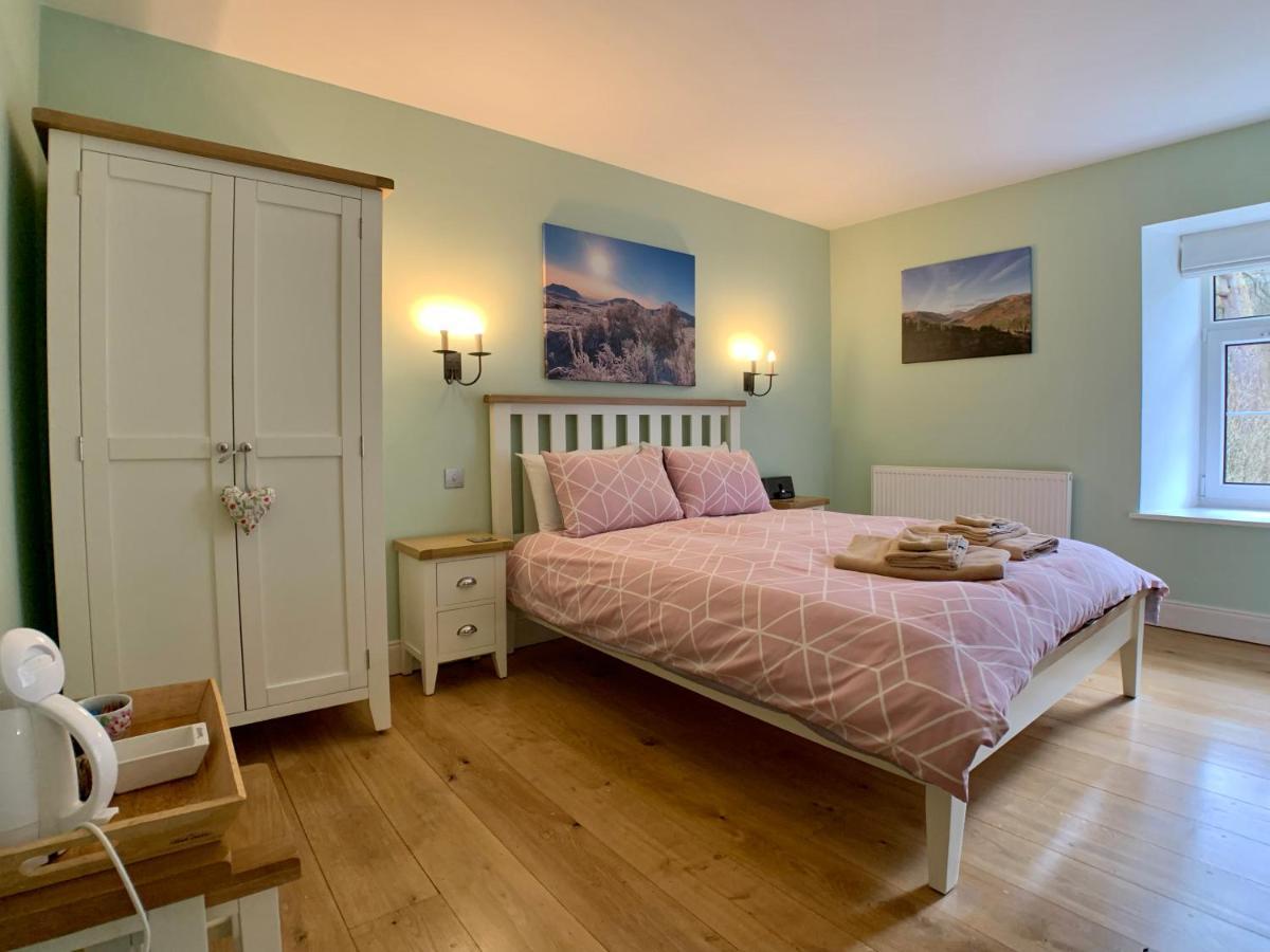 Double Room,775206091:JPEG