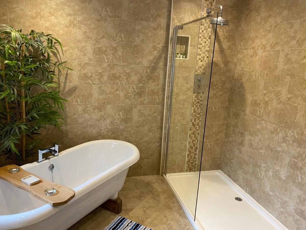 Suite,1109787552:JPEG