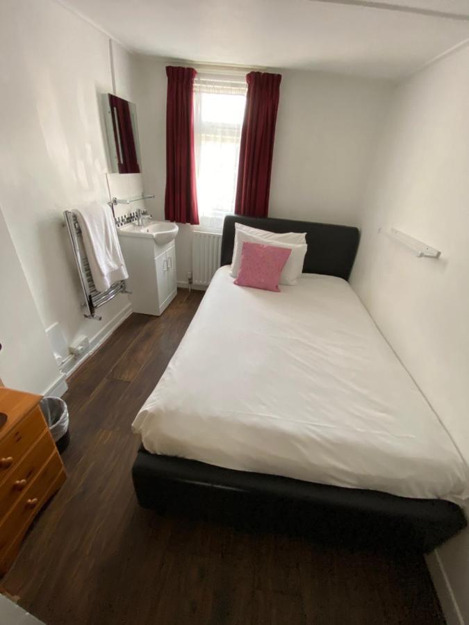 Single Room,1109957073:JPEG