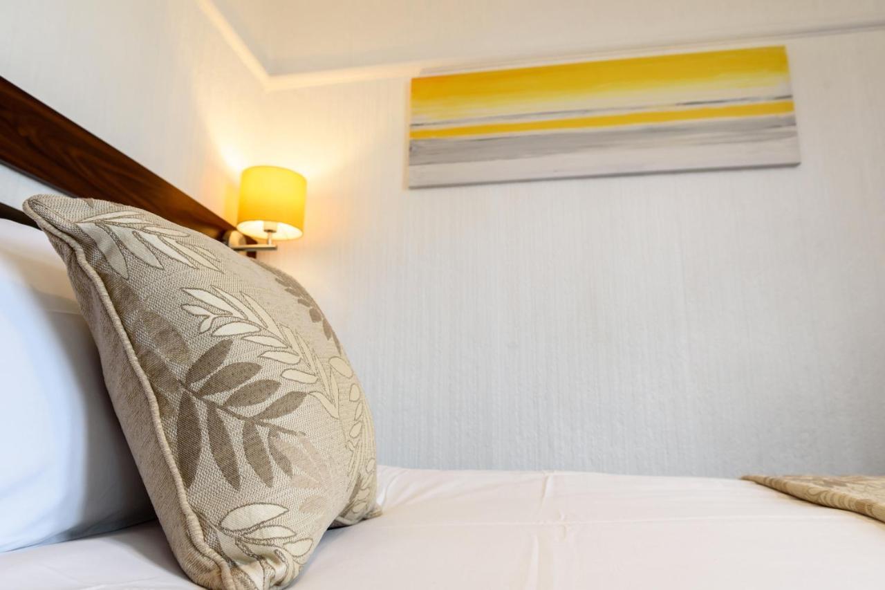 Single Room with Sea View,1109980860:JPEG