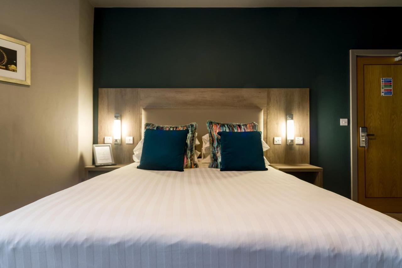 Premier King Room