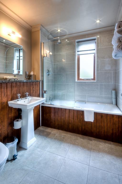 Deluxe Double Room,1180325329:JPEG