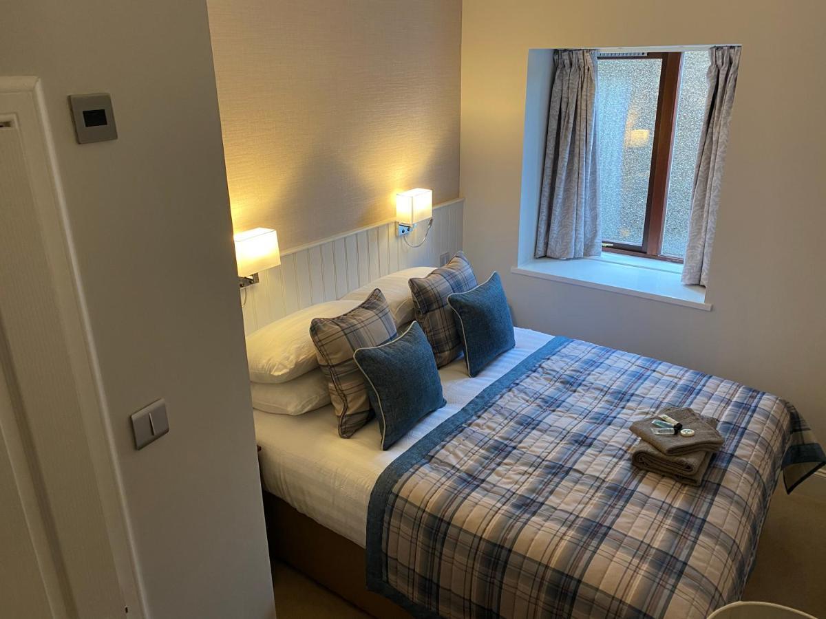 Deluxe Double or Twin Room,1119628485:JPEG
