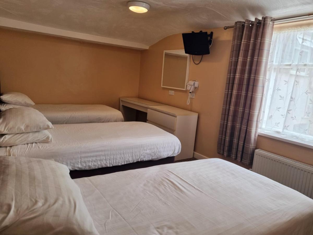 Basic Triple Room,1112265732:JPEG