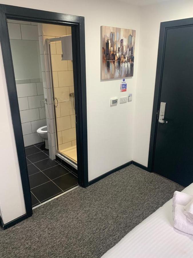 Standard Family Room,1132299255:JPEG