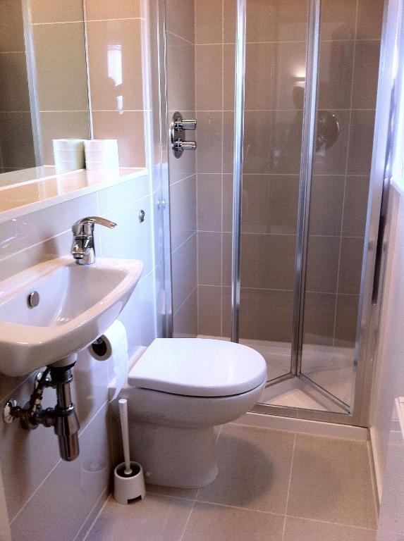 Single Room,11462008:JPEG