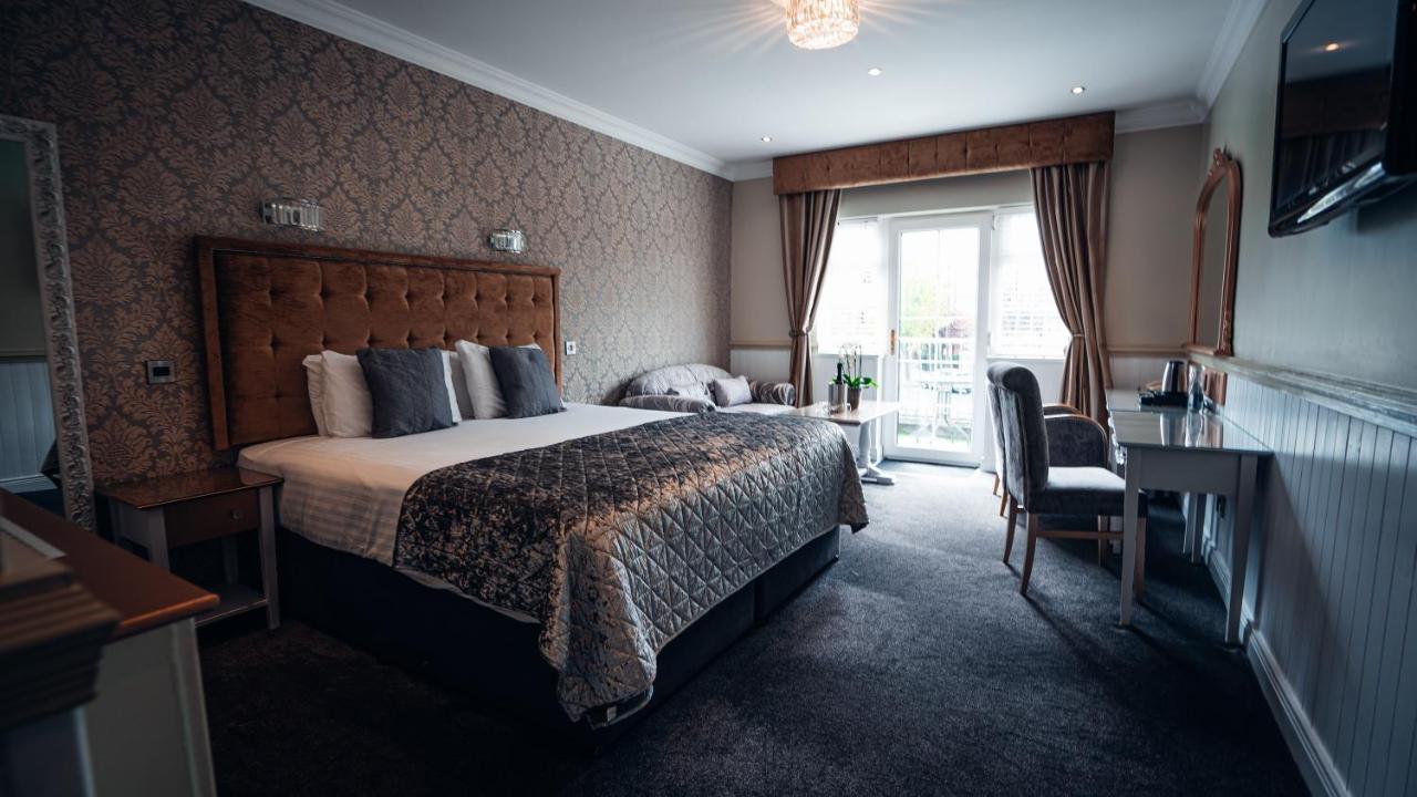 Superior King Room