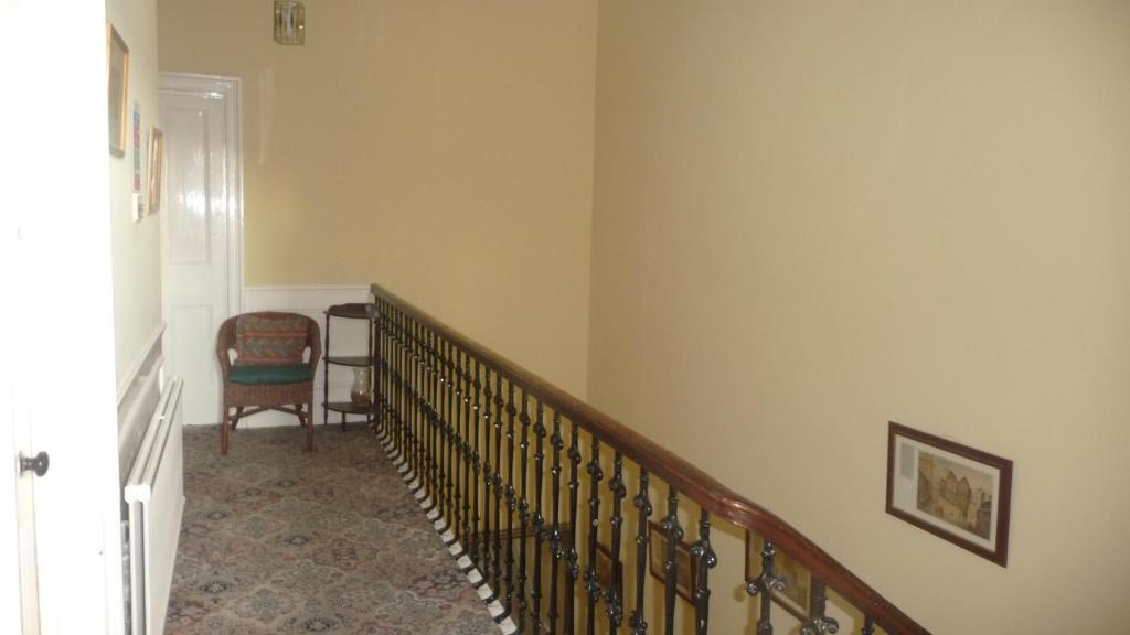 Small Double Room with Private External Bathroom,37447513:JPEG