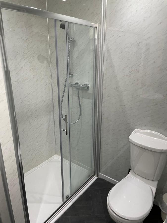 Twin Room with Shared Bathroom,1264395040:JPEG