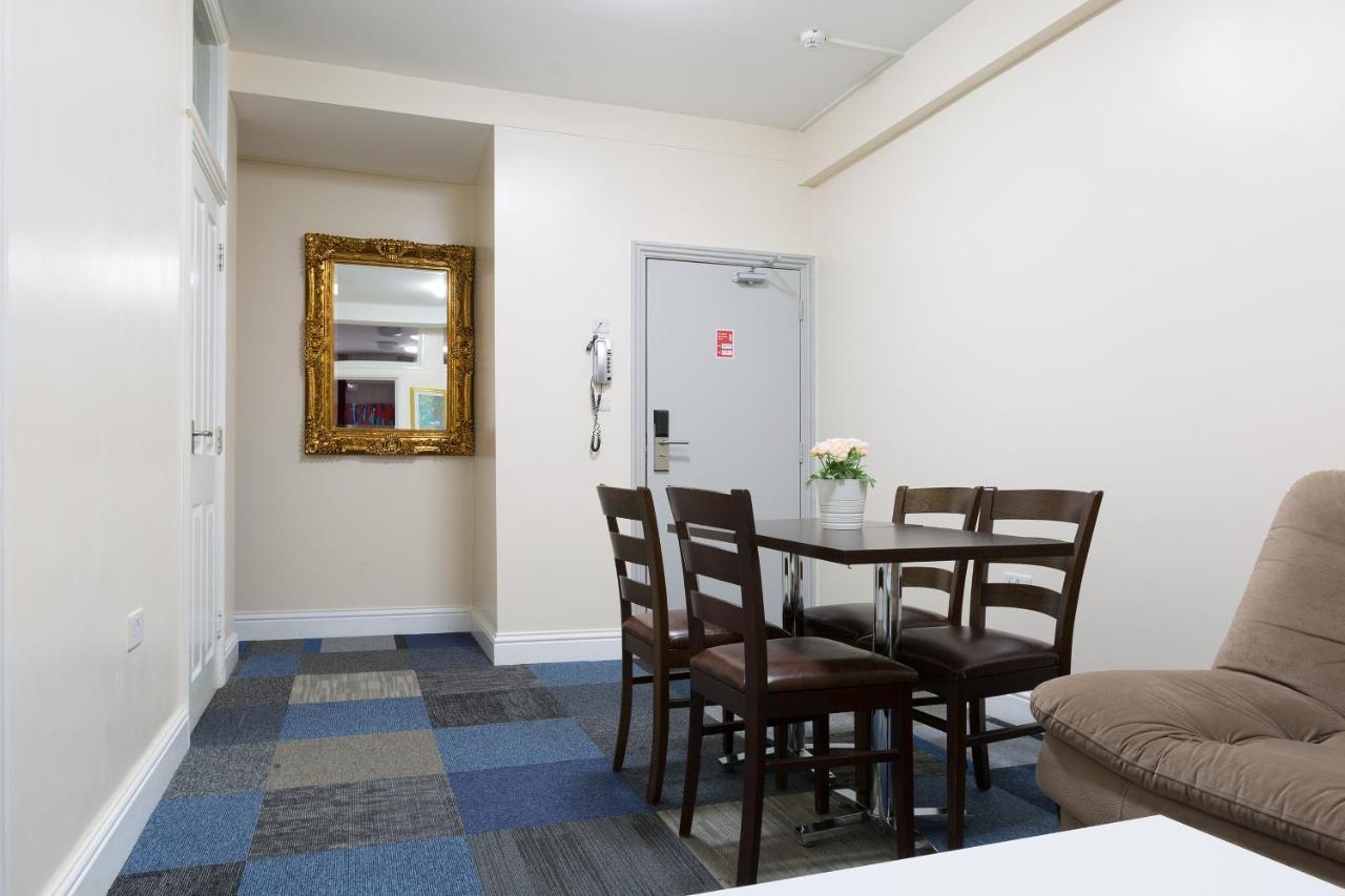 One-Bedroom Superior Apartment