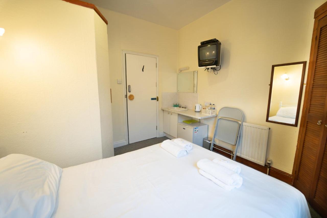 Budget Double Room,1200330499:JPEG