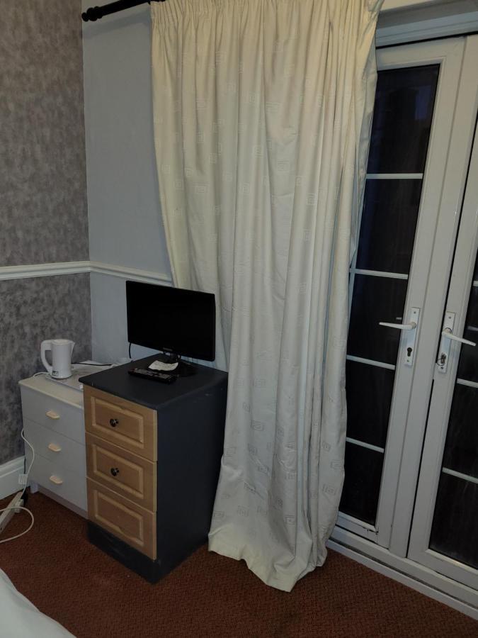 Single Room with Bathroom