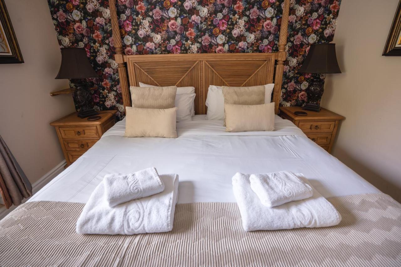 King Room,1204615834:JPEG