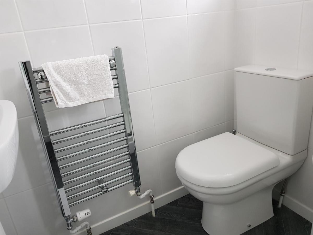 Double Room with Private Bathroom,1206059878:JPEG