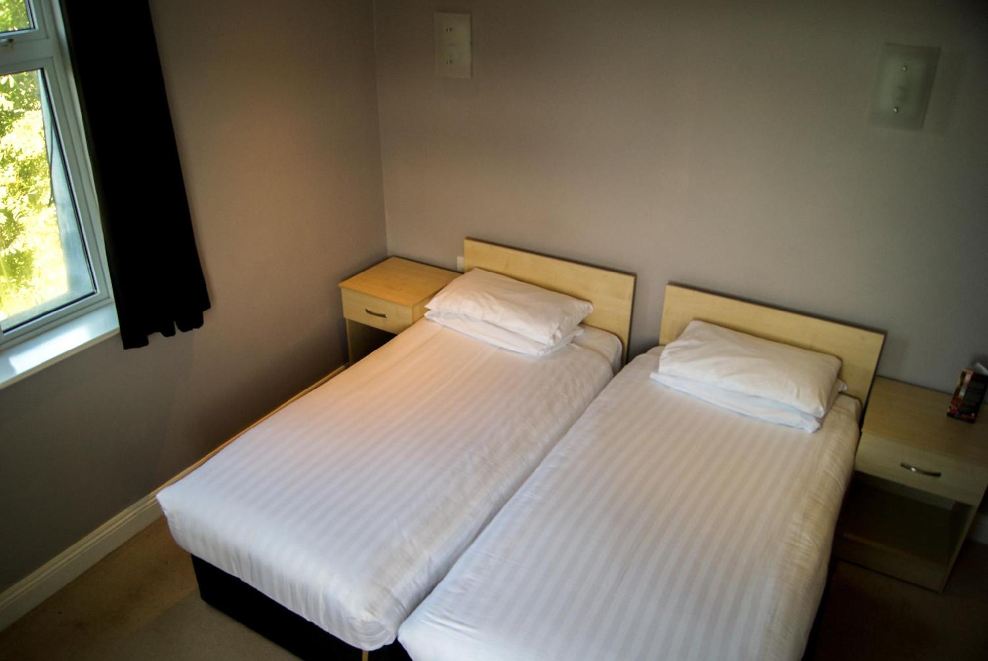 Standard Twin Room,1208751151:JPEG