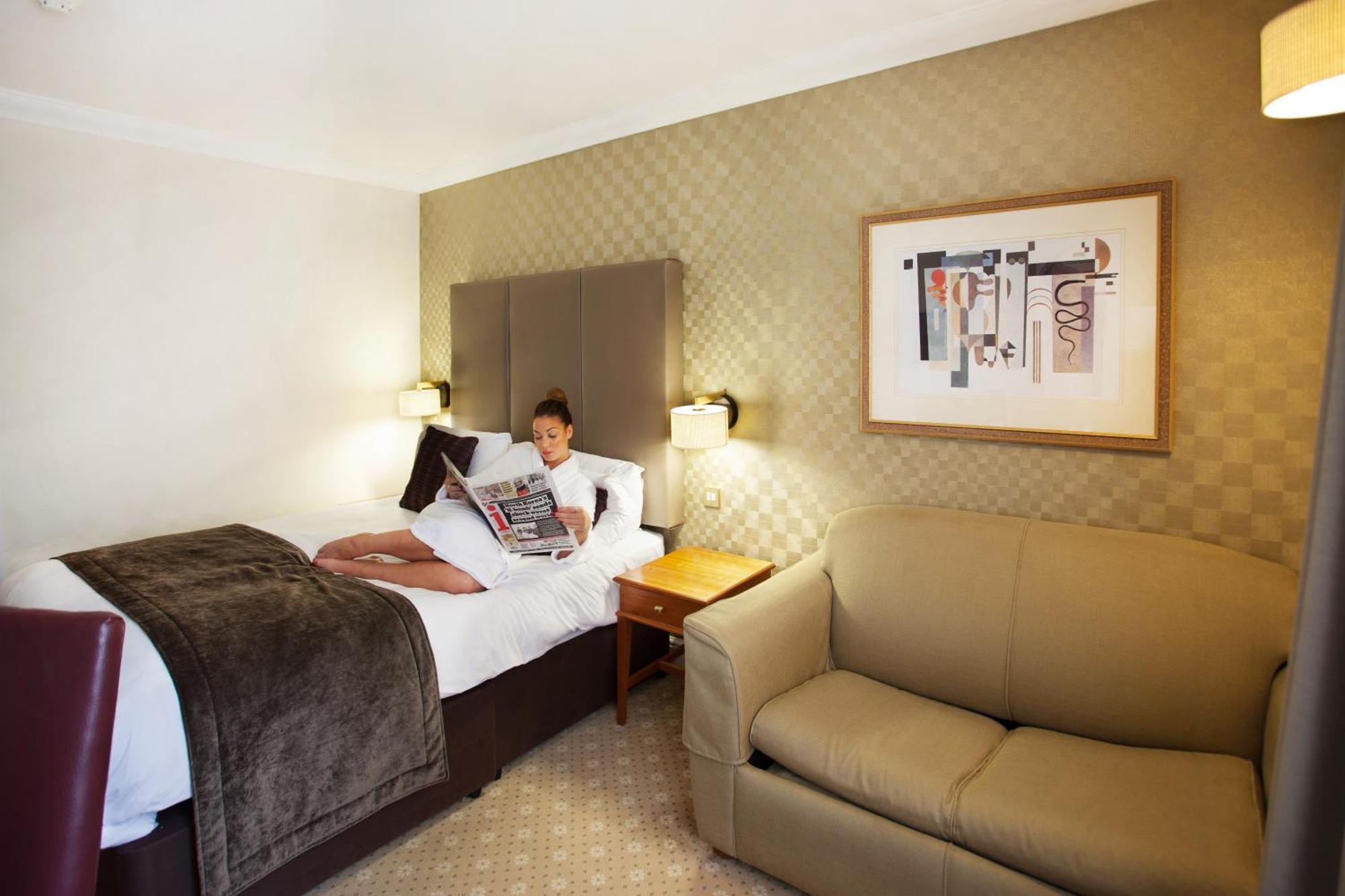 Executive Double Room (Inc FREE PARKING, POOL & GYM),1215435862:JPEG