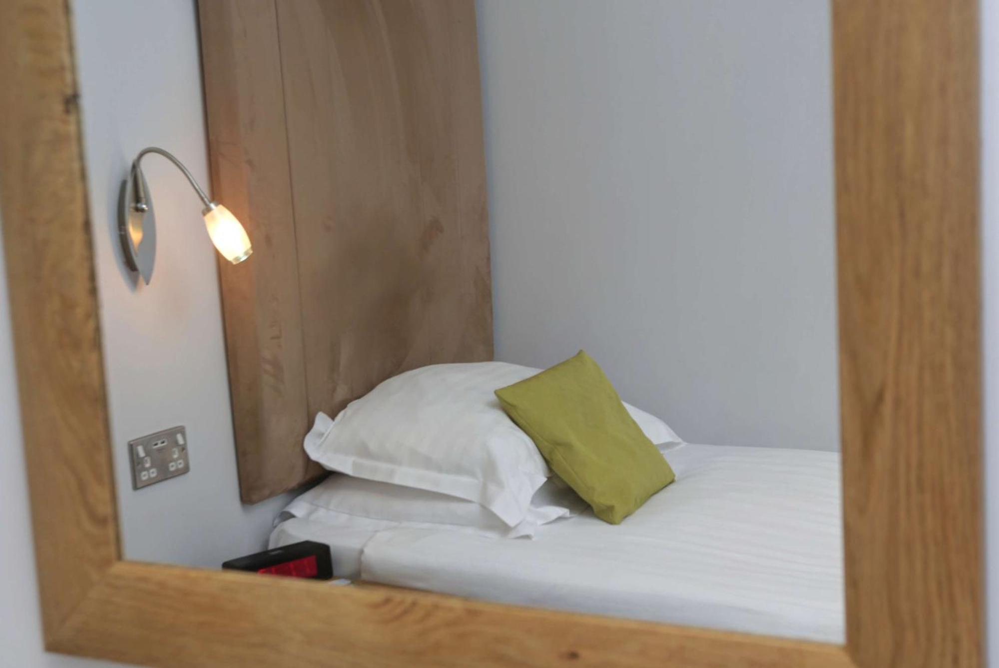 Superior Single Room,1215606607:JPEG