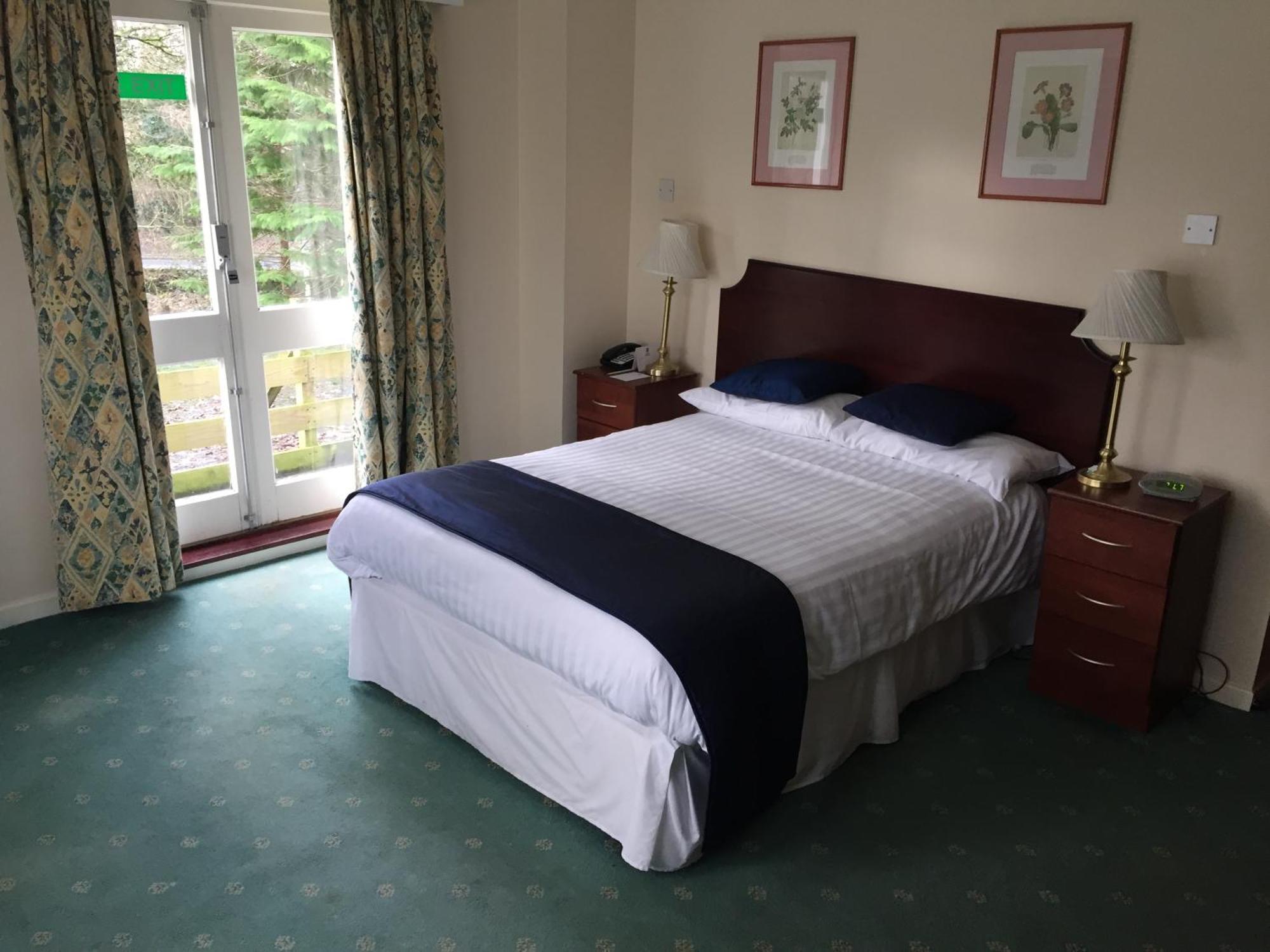 Family Room,1661634492:JPEG