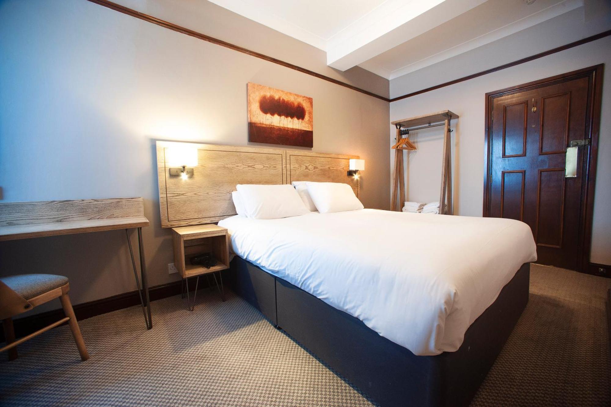 Standard Double Room,1223850349:JPEG