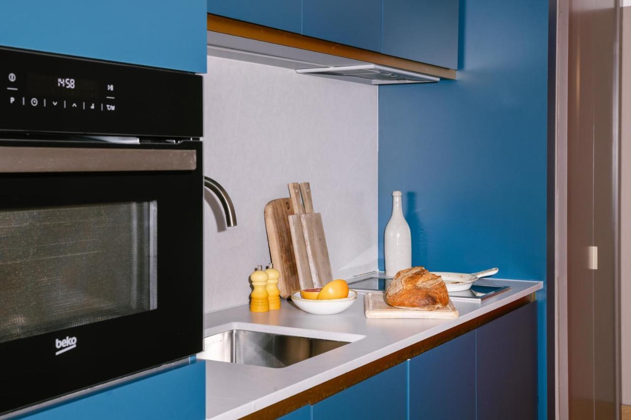 Studio,1225359176:JPEG