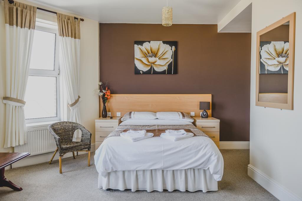 Family Room with Sea View,123170017:JPEG