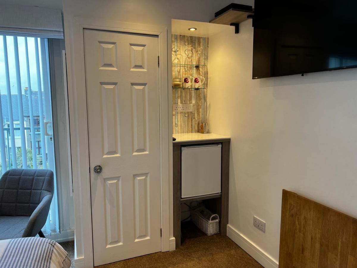 Standard Double Room,1232123399:JPEG