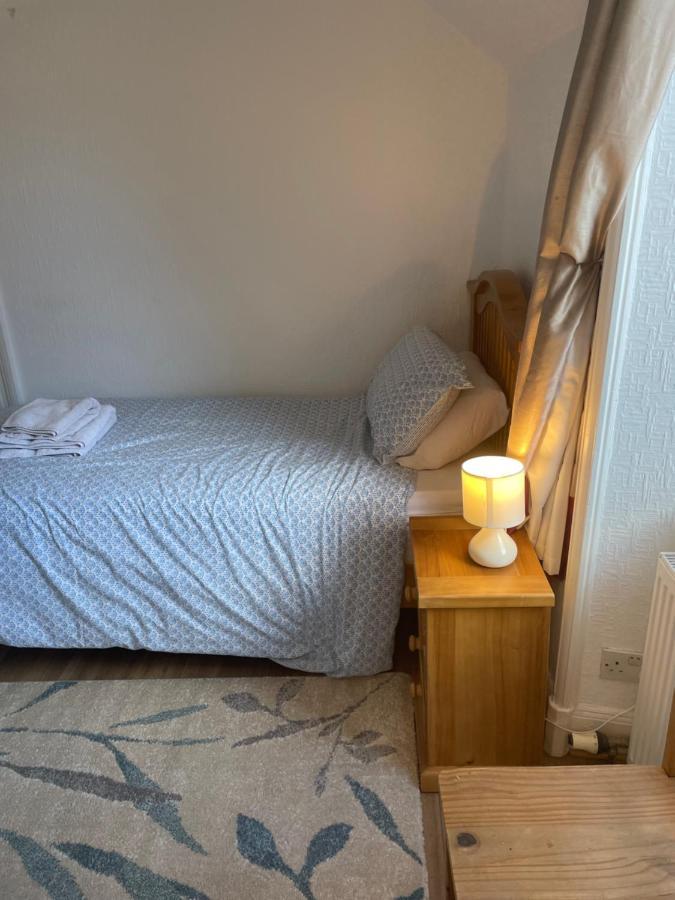 Standard Single Room,1245087628:JPEG