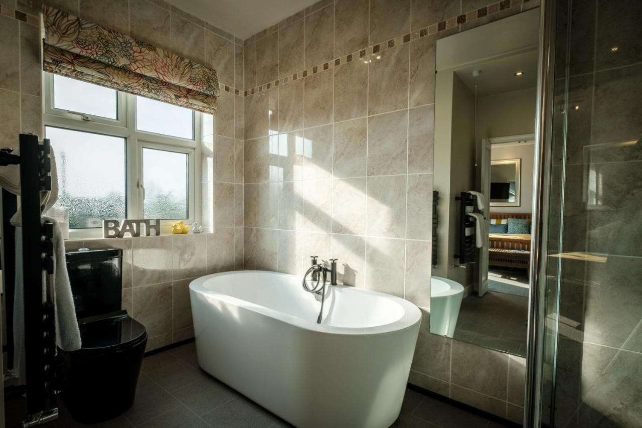 Superior King Room,1246204483:JPEG