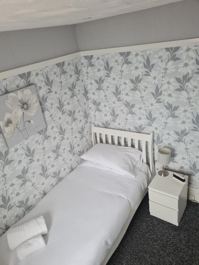 Single Room with Sea View,1252451926:JPEG