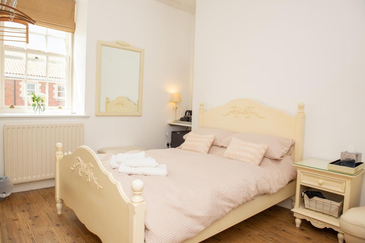 Deluxe Double Room with Shower